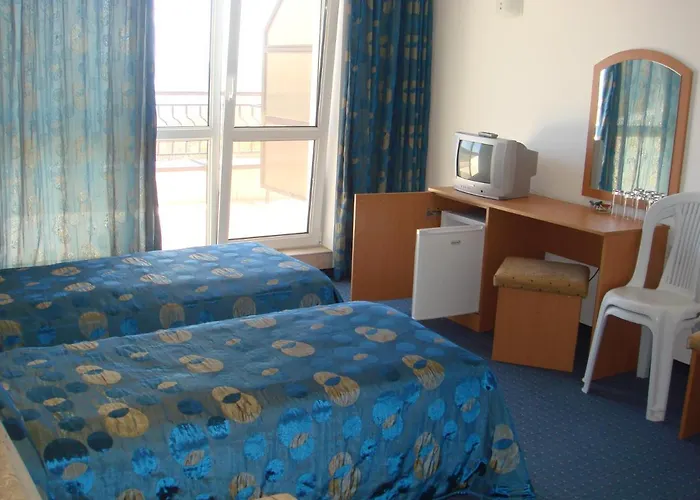 Хотел Complex Freya S 2*